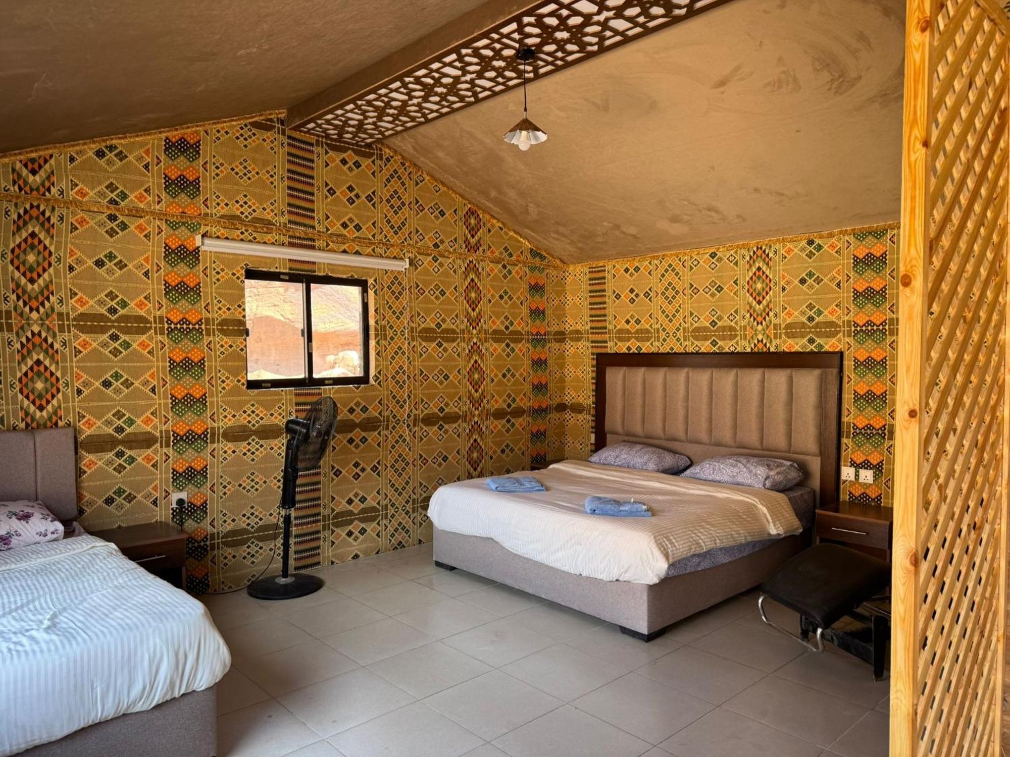 Wadi Rum Desert Secret Camp วาดิรัม ภายนอก รูปภาพ