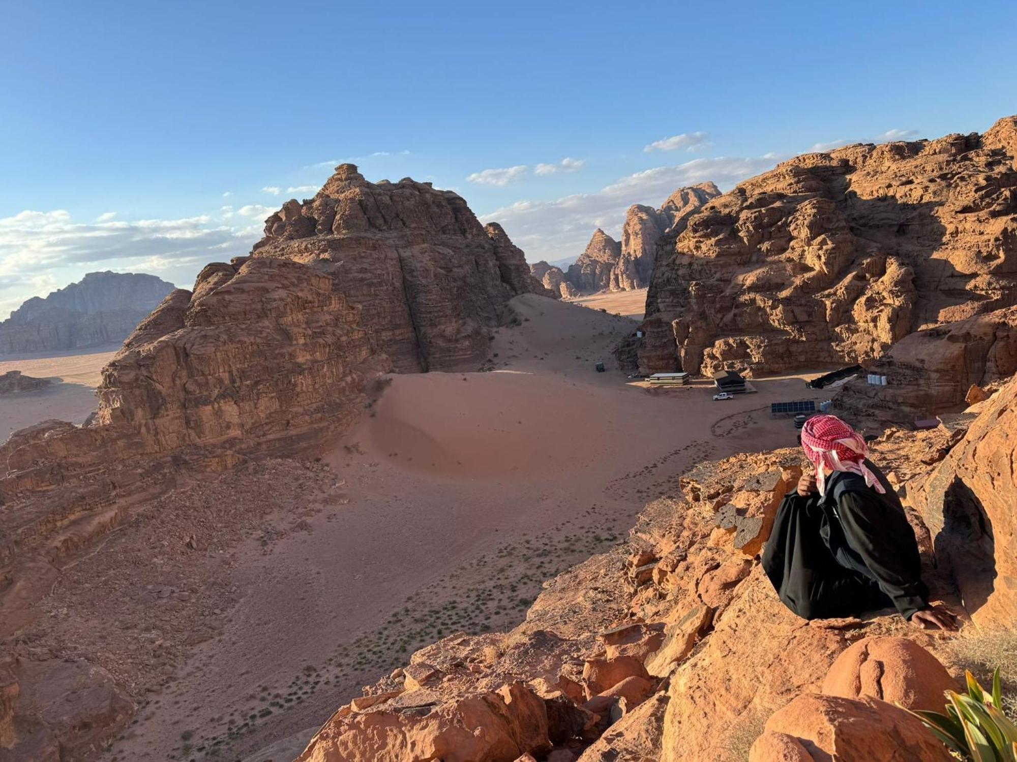 Wadi Rum Desert Secret Camp วาดิรัม ภายนอก รูปภาพ