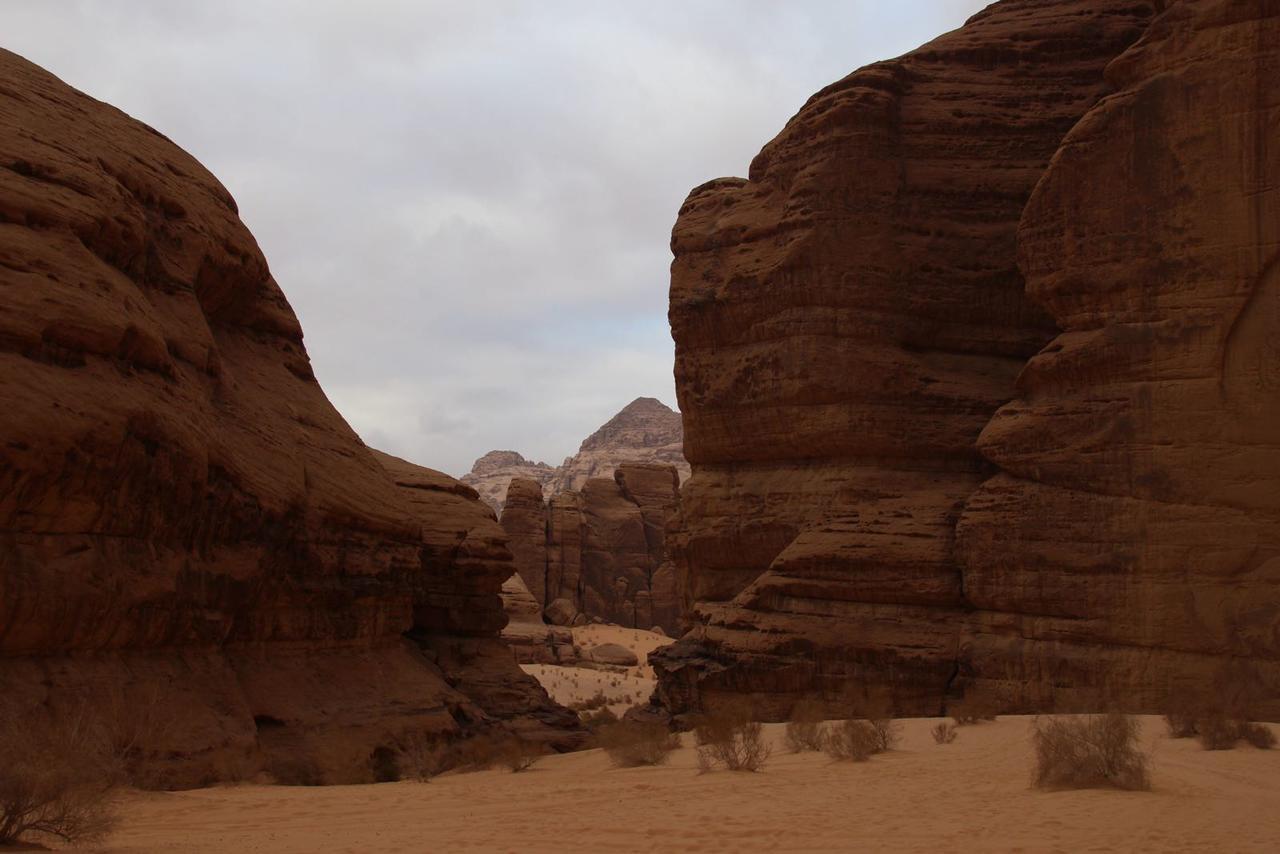 Wadi Rum Desert Secret Camp วาดิรัม ภายนอก รูปภาพ
