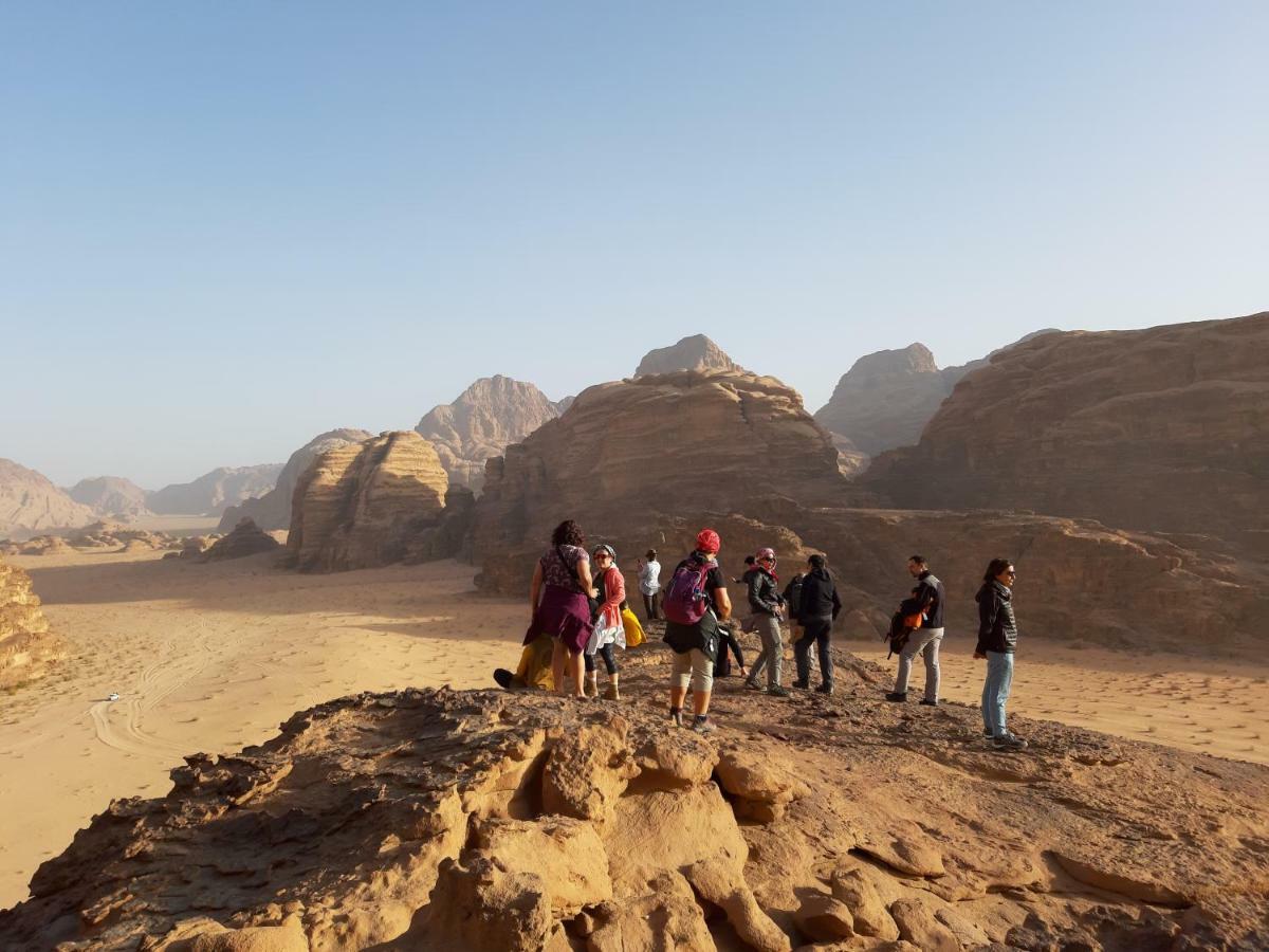Wadi Rum Desert Secret Camp วาดิรัม ภายนอก รูปภาพ